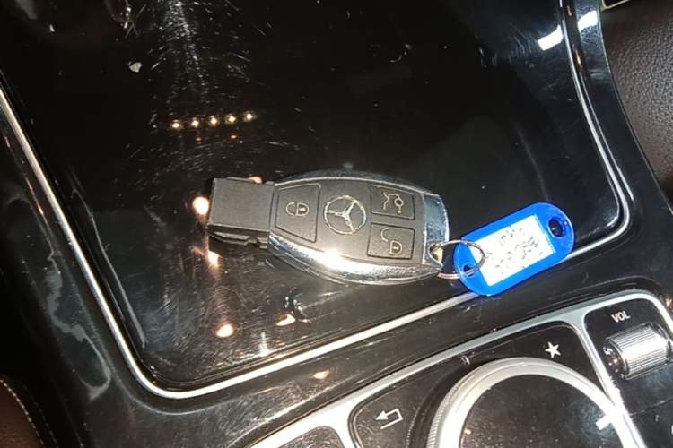 Used Mercedes-Benz GLC 2018 GLC 200 4MATIC Vehicle Key