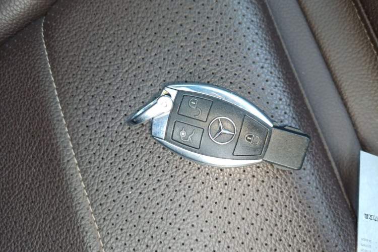 Used Mercedes-Benz GLC 2018 GLC 260 4MATIC Dynamic Edition Vehicle Key