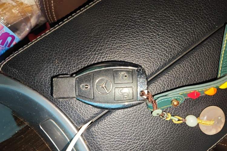 Used Mercedes-Benz GLC 2018 Facelift GLC 260 4MATIC Luxury Edition Vehicle Key