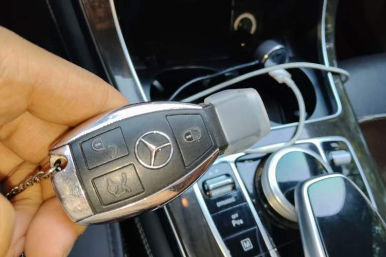 Used Mercedes-Benz GLC 2018 GLC 260 4MATIC Dynamic Edition Vehicle Key