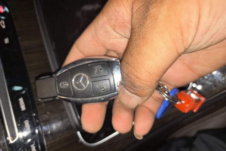Used Mercedes-Benz GLC 2018 GLC 260 4MATIC Luxury Model Vehicle Key