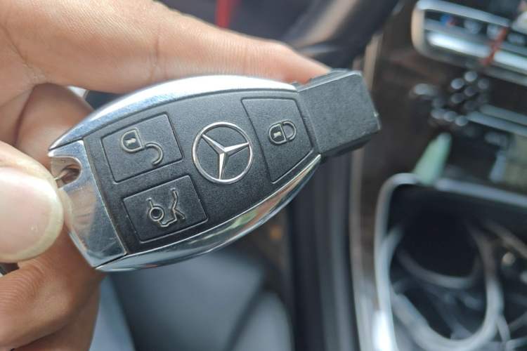 Used Mercedes-Benz GLC 2018 GLC 260 4MATIC Dynamic Edition Vehicle Key