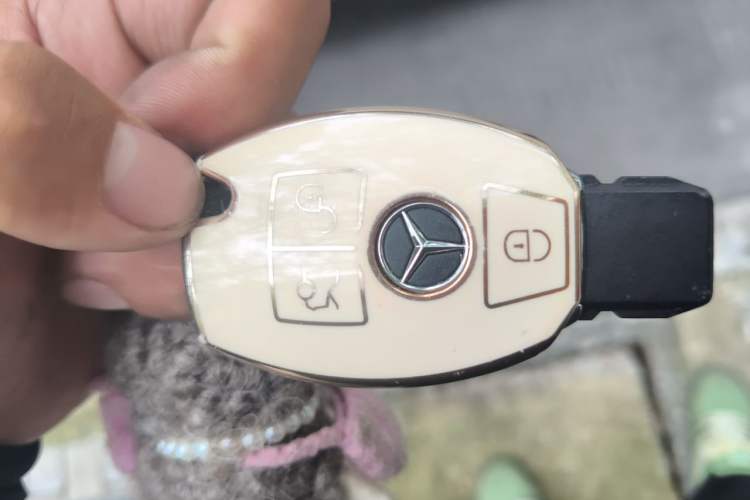 Used Mercedes-Benz GLC 2018 Facelift GLC 200 4MATIC Vehicle Key