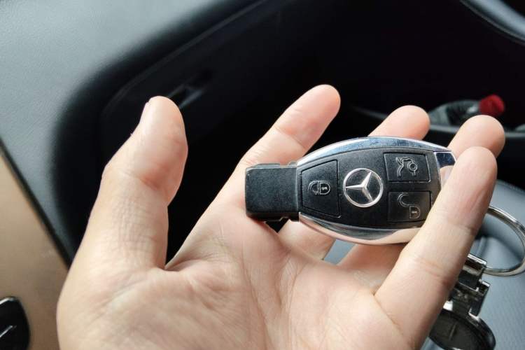 Used Mercedes-Benz GLC 2018 GLC 260 4MATIC Dynamic Edition Vehicle Key