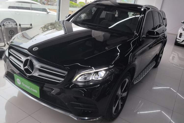 Used Mercedes-Benz GLC 2019 GLC 260 L 4MATIC Luxury Model Guazi used car, China used car export, Used car for sale, Used cars, Cheapest cars for sale