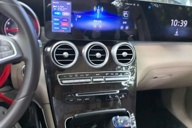 Used Mercedes-Benz GLC 2019 Facelift GLC 260 L 4MATIC Luxury Model Audio And AC Panel
