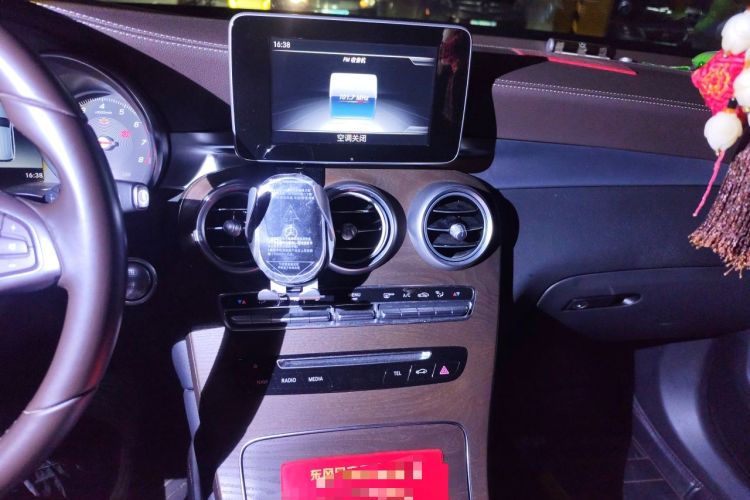 Used Mercedes-Benz GLC 2019 GLC 300 L 4MATIC Dynamic Model Audio And AC Panel