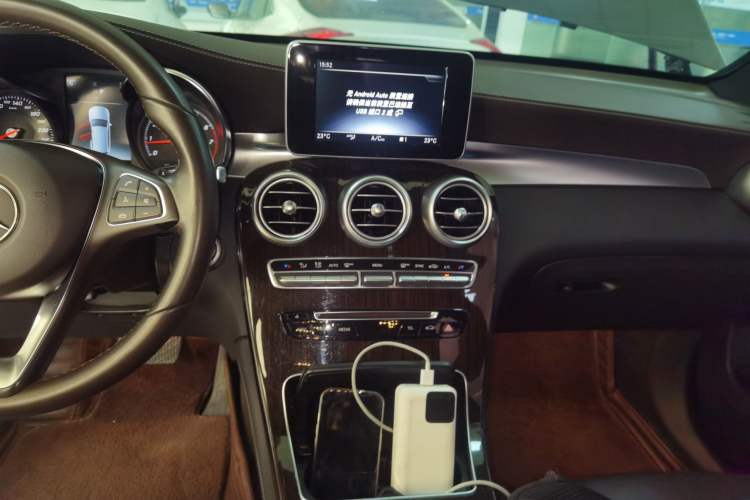 Used Mercedes-Benz GLC 2019 GLC 260 L 4MATIC Dynamic Model Audio And AC Panel