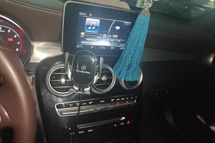 Used Mercedes-Benz GLC 2019 GLC 200 L 4MATIC Audio And AC Panel