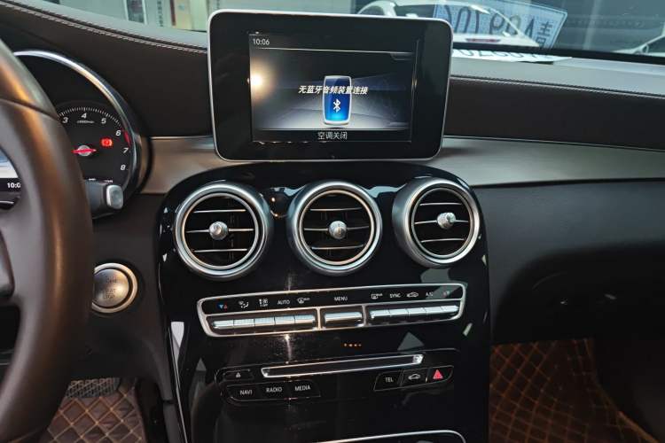Used Mercedes-Benz GLC 2019 GLC 200 L 4MATIC Audio And AC Panel
