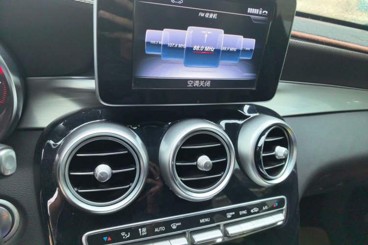 Used Mercedes-Benz GLC 2019 GLC 200 L 4MATIC Audio And AC Panel