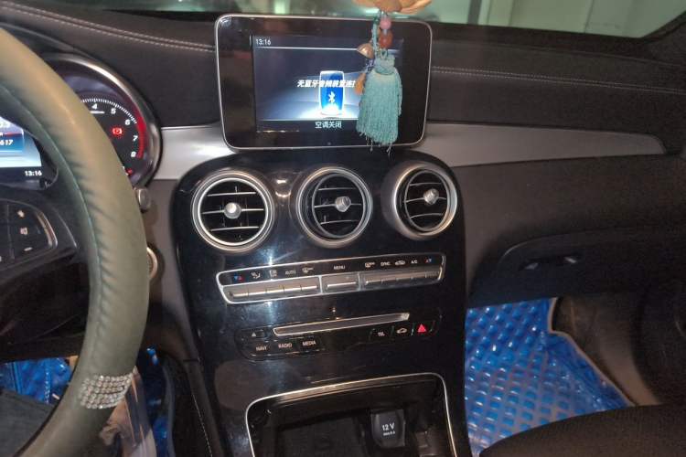 Used Mercedes-Benz GLC 2019 GLC 200 L 4MATIC Audio And AC Panel