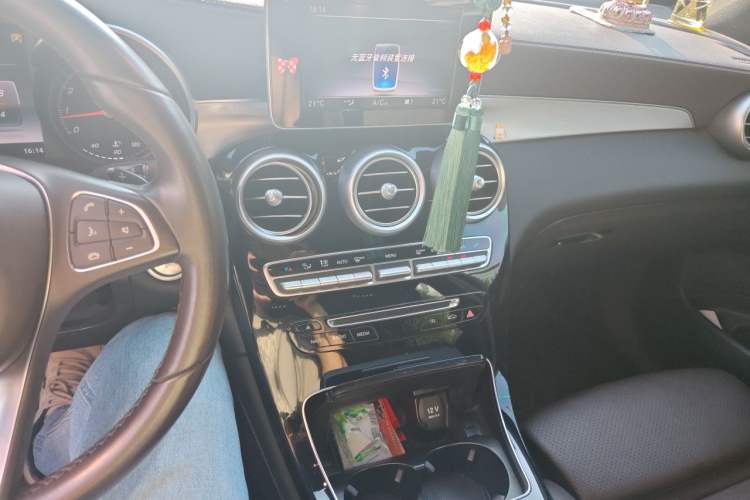 Used Mercedes-Benz GLC 2019 GLC 200 L 4MATIC Audio And AC Panel
