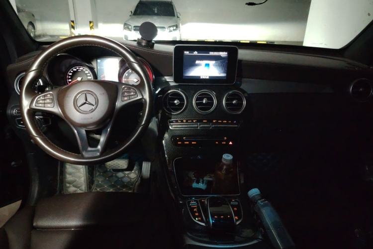 Used Mercedes-Benz GLC 2019 GLC 200 L 4MATIC Center Console