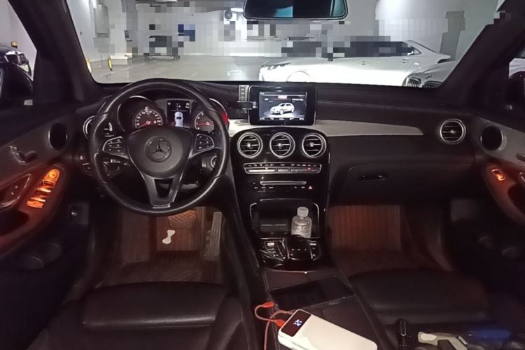 Used Mercedes-Benz GLC 2019 GLC 200 L 4MATIC Center Console