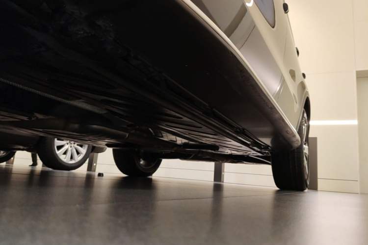 Used Mercedes-Benz GLC 2019 Facelift GLC 260 L 4MATIC Luxury Model Chassis Front Left