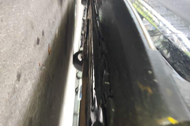 Used Mercedes-Benz GLC 2019 GLC 260 4MATIC Luxury Model Chassis Front Right