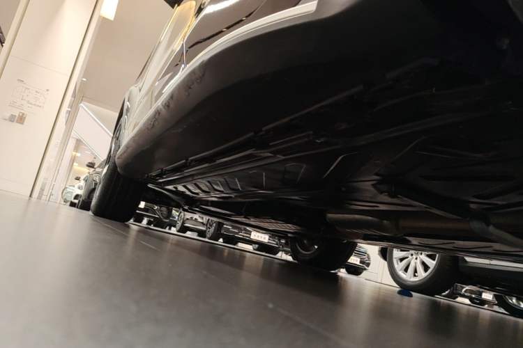 Used Mercedes-Benz GLC 2019 Facelift GLC 260 L 4MATIC Luxury Model Chassis Rear Left