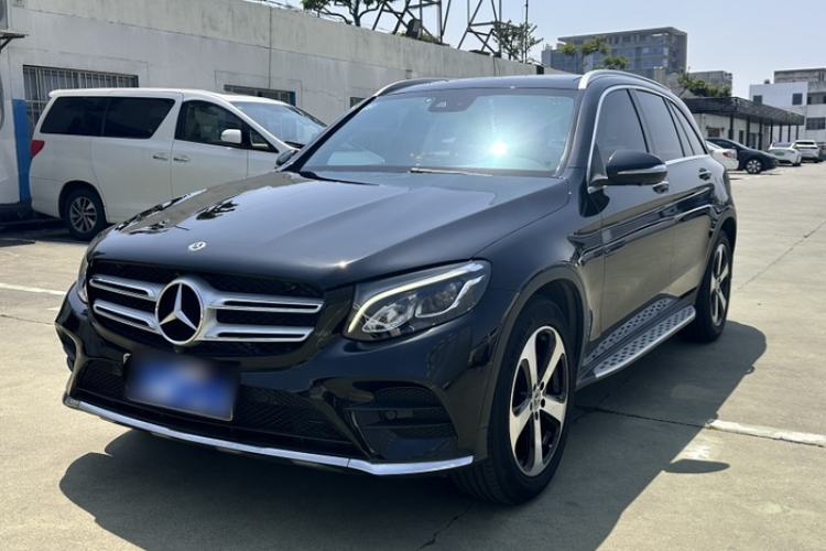 Used Mercedes-Benz GLC 2019 Facelift GLC 260 L 4MATIC Luxury Model Guazi used car, China used car export, Used car for sale, Used cars, Cheapest cars for sale