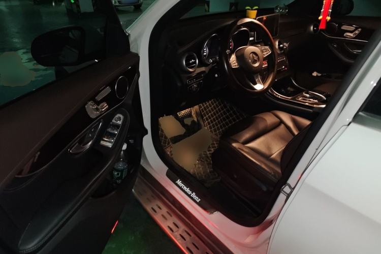 Used Mercedes-Benz GLC 2019 Facelift GLC 260 L 4MATIC Luxury Model Driver Seat