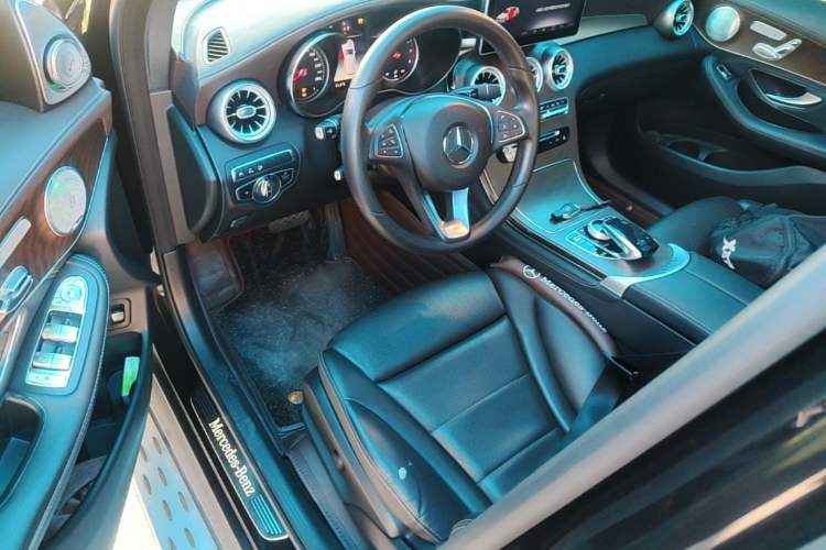 Used Mercedes-Benz GLC 2019 GLC 300 L 4MATIC Dynamic Model Driver Seat