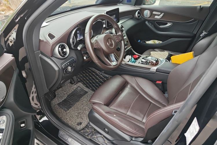 Used Mercedes-Benz GLC 2019 GLC 300 L 4MATIC Luxury Model Driver Seat