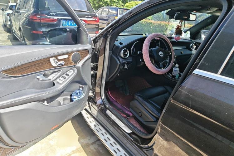 Used Mercedes-Benz GLC 2019 Facelift GLC 260 L 4MATIC Luxury Model Driver Seat