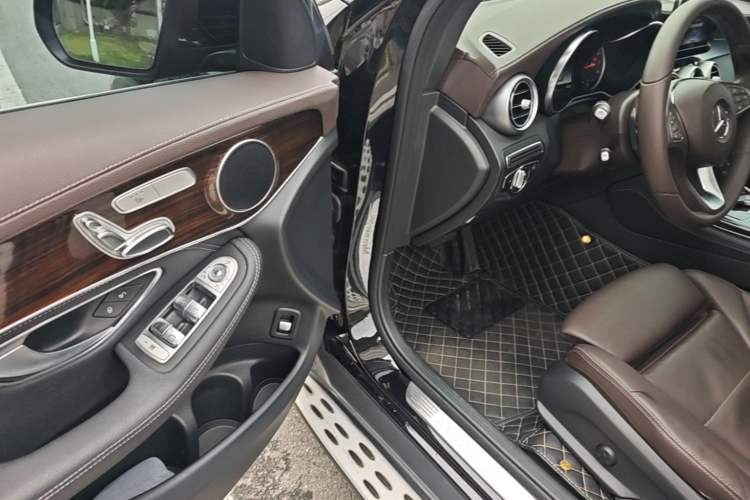 Used Mercedes-Benz GLC 2019 GLC 260 L 4MATIC Dynamic Model Driver Seat