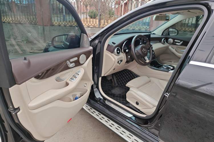 Used Mercedes-Benz GLC 2019 GLC 260 L 4MATIC Dynamic Model Driver Seat