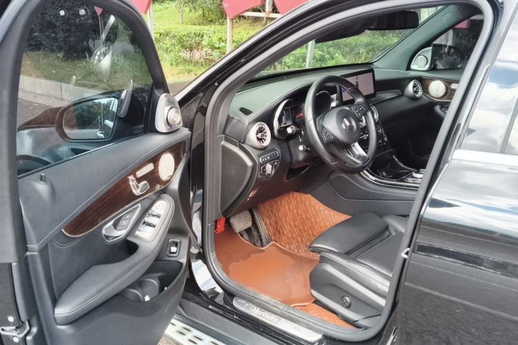 Used Mercedes-Benz GLC 2019 GLC 260 L 4MATIC Luxury Model Driver Seat