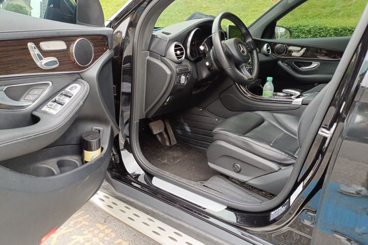Used Mercedes-Benz GLC 2019 GLC 260 4MATIC Dynamic Edition Driver Seat
