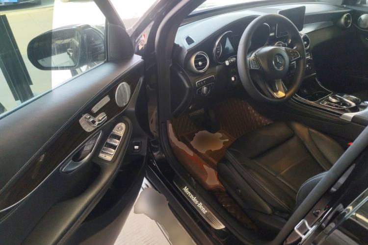 Used Mercedes-Benz GLC 2019 Facelift GLC 260 L 4MATIC Luxury Model Driver Seat
