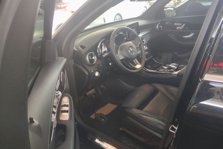 Used Mercedes-Benz GLC 2019 Facelift GLC 260 L 4MATIC Luxury Model Driver Seat