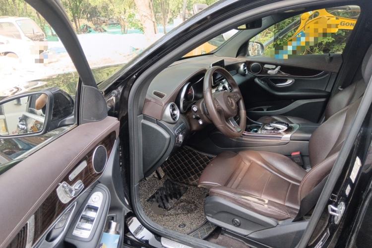 Used Mercedes-Benz GLC 2019 Facelift GLC 260 L 4MATIC Luxury Model Driver Seat