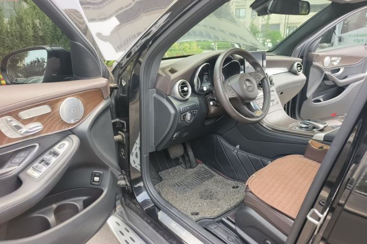 Used Mercedes-Benz GLC 2019 GLC 300 L 4MATIC Dynamic Model Driver Seat