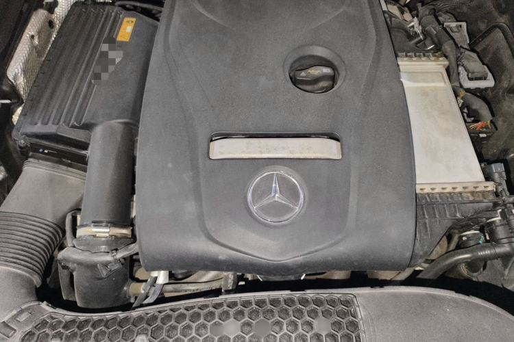 Used Mercedes-Benz GLC 2019 GLC 260 L 4MATIC Dynamic Model Engine Bay