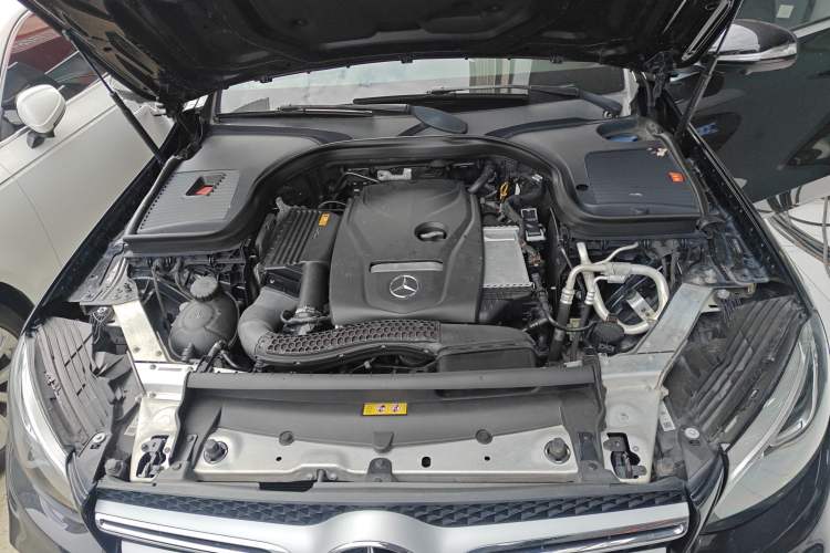 Used Mercedes-Benz GLC 2019 Facelift GLC 260 L 4MATIC Luxury Model Engine Bay