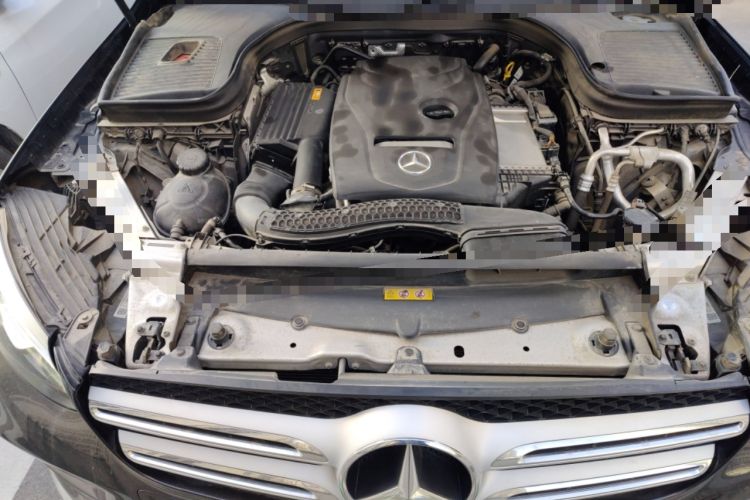 Used Mercedes-Benz GLC 2019 GLC 300 L 4MATIC Dynamic Model Engine Bay