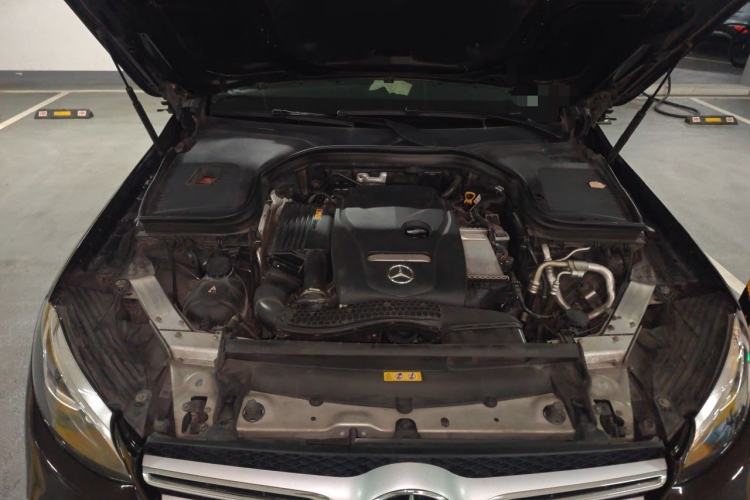 Used Mercedes-Benz GLC 2019 GLC 260 L 4MATIC Luxury Model Engine Bay