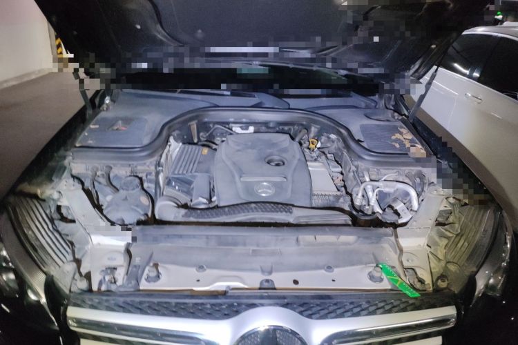 Used Mercedes-Benz GLC 2019 GLC 300 L 4MATIC Dynamic Model Engine Bay