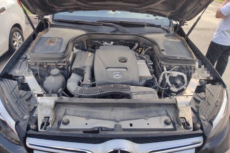 Used Mercedes-Benz GLC 2019 GLC 260 4MATIC Luxury Model Engine Bay