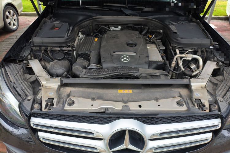Used Mercedes-Benz GLC 2019 GLC 260 L 4MATIC Dynamic Model Engine Bay