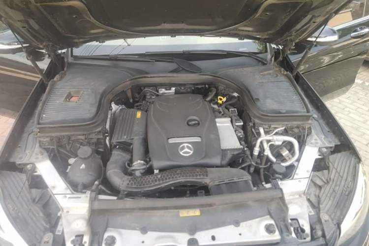Used Mercedes-Benz GLC 2019 Facelift GLC 260 L 4MATIC Luxury Model Engine Bay
