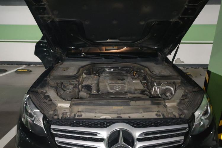 Used Mercedes-Benz GLC 2019 Facelift GLC 260 L 4MATIC Luxury Model Engine Bay