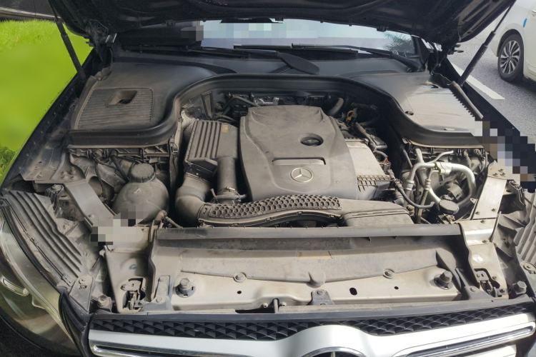 Used Mercedes-Benz GLC 2019 GLC 260 L 4MATIC Dynamic Model Engine Bay