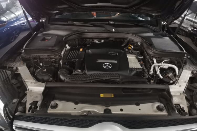 Used Mercedes-Benz GLC 2019 Facelift GLC 260 L 4MATIC Luxury Model Engine Bay