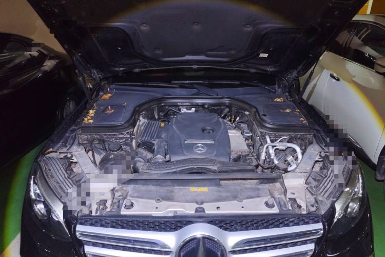 Used Mercedes-Benz GLC 2019 GLC 300 L 4MATIC Dynamic Model Engine Bay