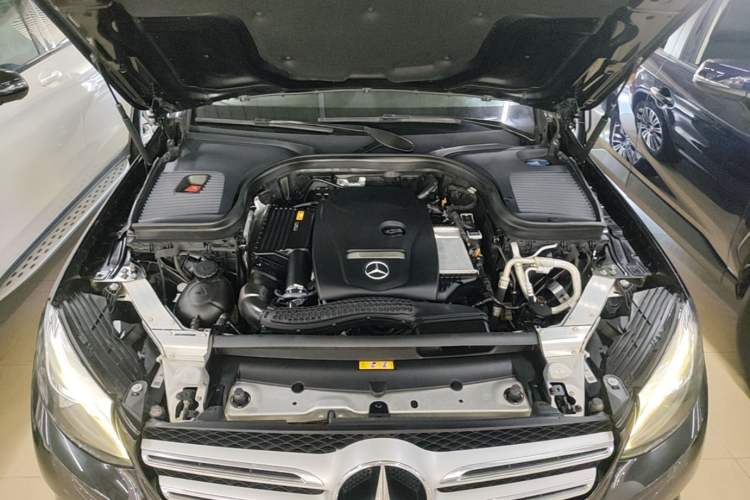 Used Mercedes-Benz GLC 2019 GLC 200 L 4MATIC Engine Bay