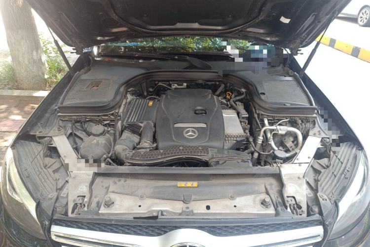 Used Mercedes-Benz GLC 2019 GLC 260 L 4MATIC Dynamic Model Engine Bay