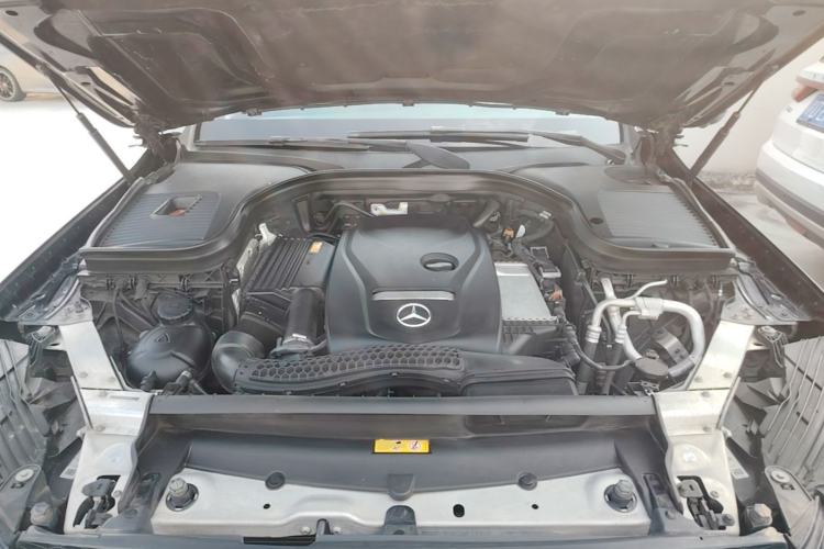 Used Mercedes-Benz GLC 2019 Facelift GLC 260 L 4MATIC Luxury Model Engine Bay